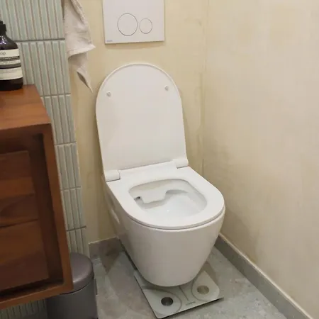 Apartment Elegant Two-room With Garden, 10 Min From La Defense *